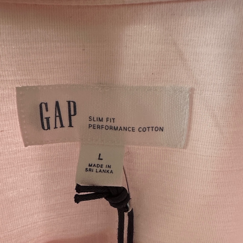 GAP Slim Fit Cotton Shirt in Soft Pink